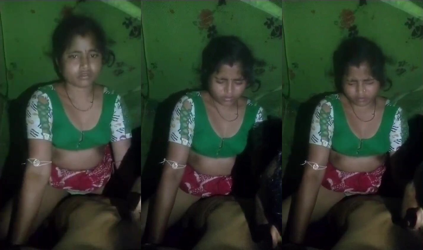 
                                          Saree utha bhabhi devar ke lund ke upar baith gayi
                                      