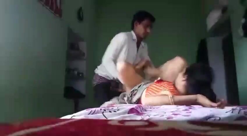 
                                          Bhabhi ko kutiya banake pela devar nai village devar bhabhi sex
                                      