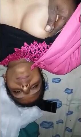 
                                          Desi college teen ne chudwa ke chut me maal liya
                                      