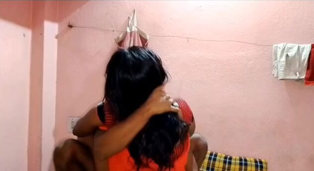 
                                          Gaanv ki bhabhi ko godi mai uthaake choda
                                      