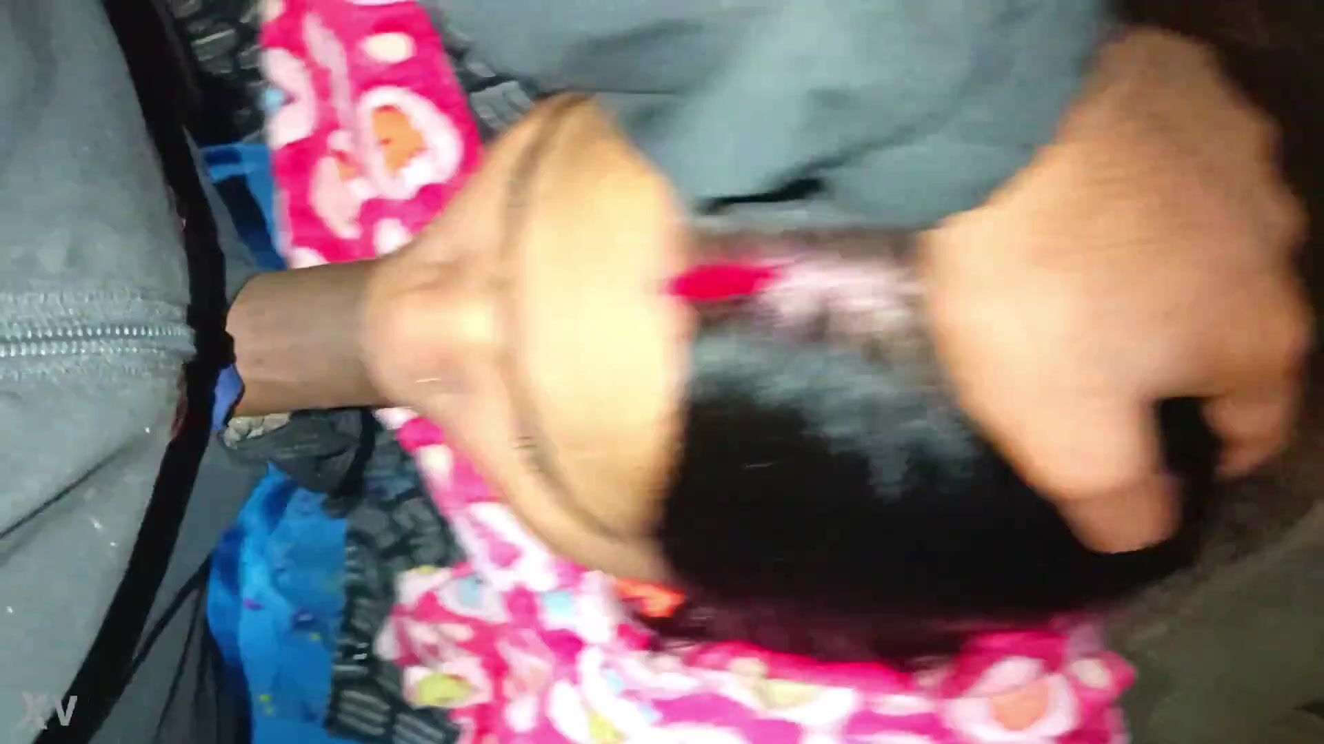
                                          Hot bhabhi ko chusaaya apna bada lund
                                      