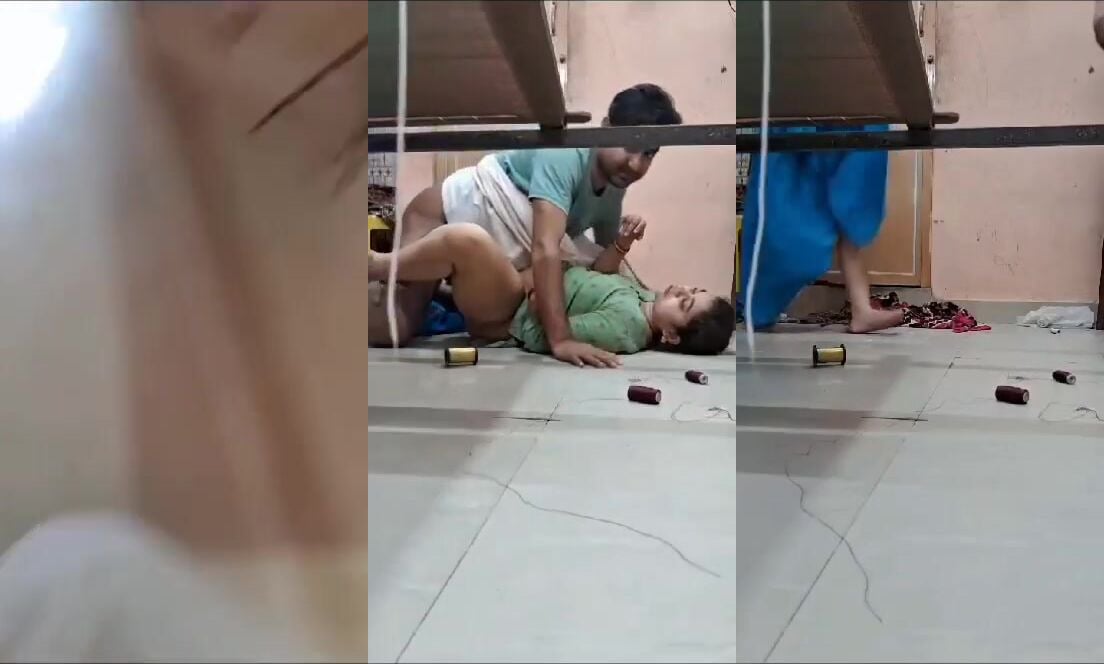 
                                          Jamin mai leta kari sundar bhabhi ki chudai
                                      