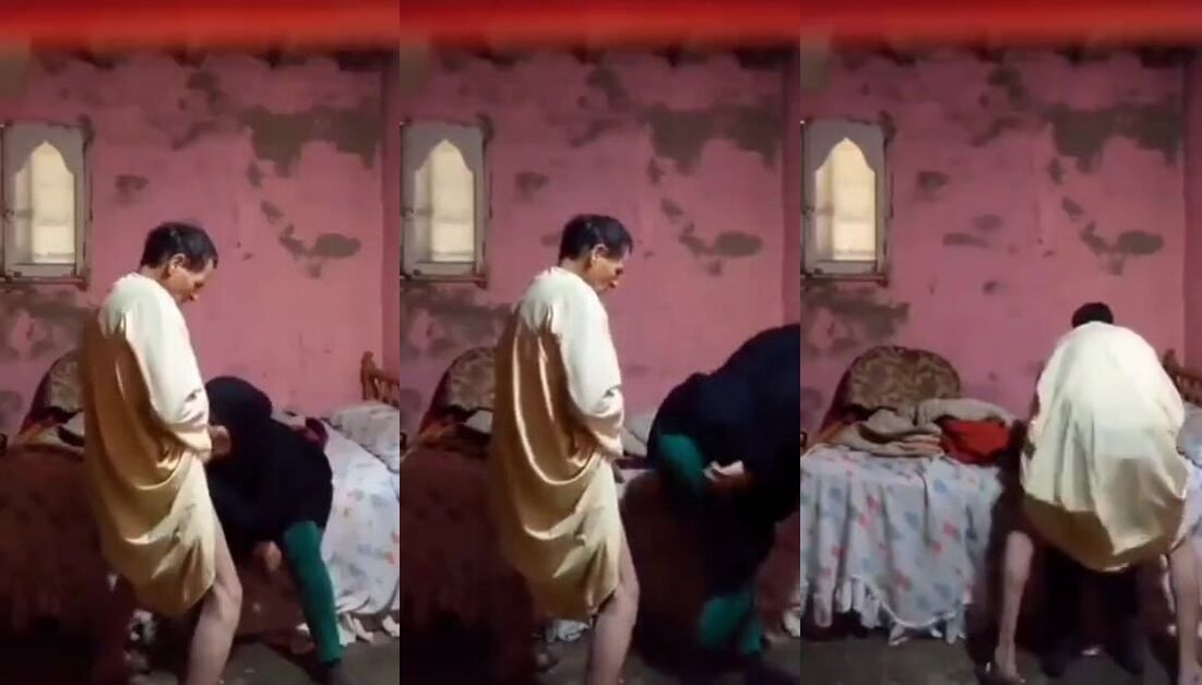 
                                          Tharki sasur kar raha hai bahu ki chudai
                                      