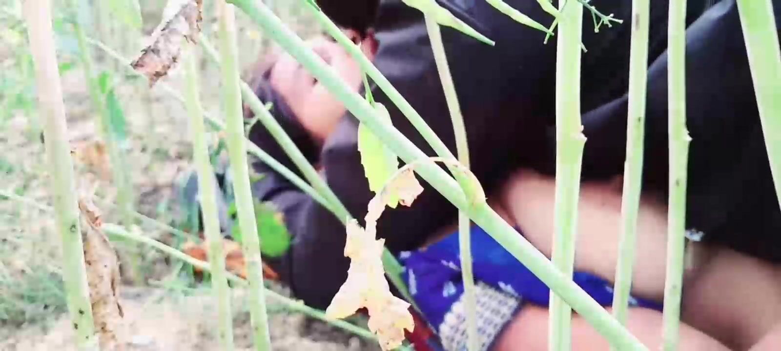 
                                          Village wali hot bhabhi chudi sarso ke kheto mai
                                      